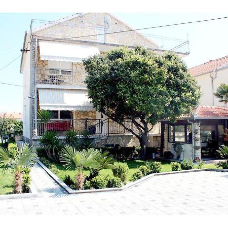 Apartments Robert Kastela Bagian luar foto