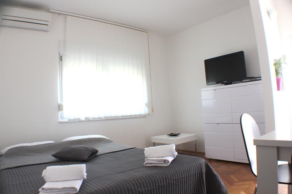 Apartments Robert Kastela Ruang foto