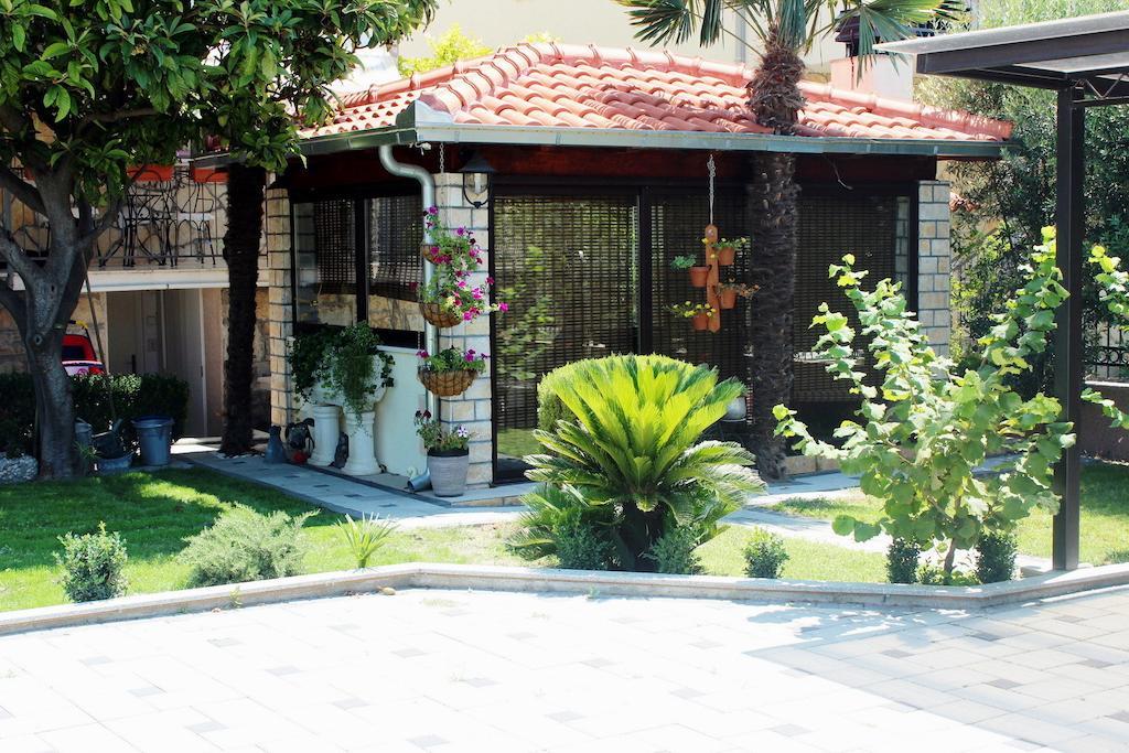 Apartments Robert Kastela Bagian luar foto